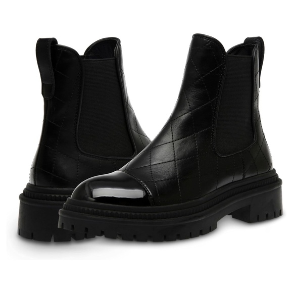 NWT Steve Madden Mayslie Chelsea Boots 8 Black Quilted Cap Toe Lug Sole Fall - Picture 1 of 9